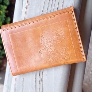 Vintage Trifold Cowhide Leather Wallet with Duck 70s Retro Neutral